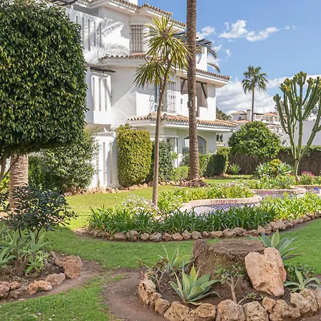 Naranjos De Luxury - Happy *