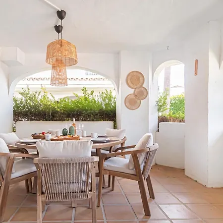 Naranjos De Luxury - Happy